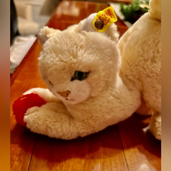 Steiff Plush Milla Cat 1980s ID Button - Picture 4 of 7